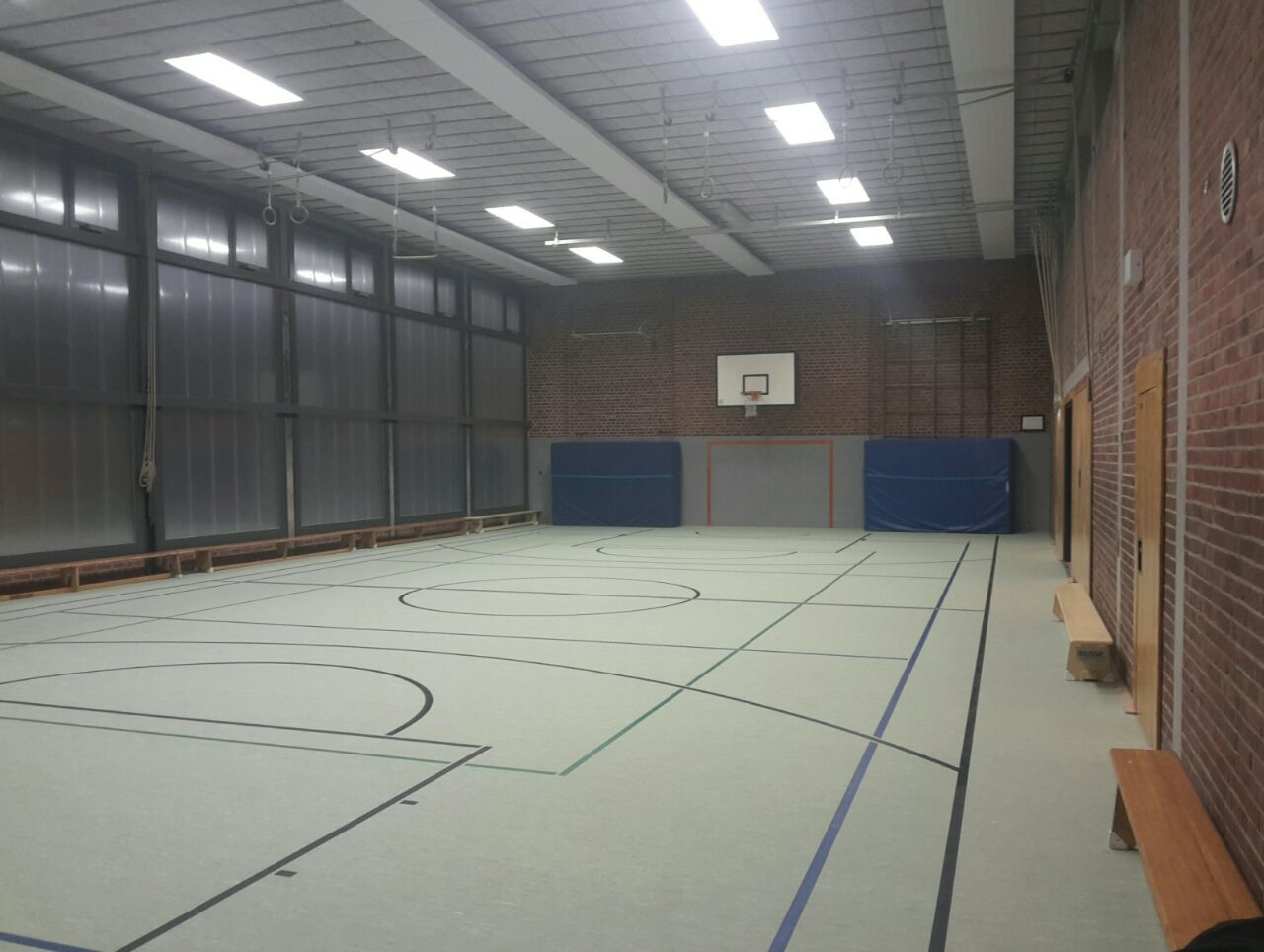 Halle Feldstraße renoviert und wieder offen für den Vereinssport